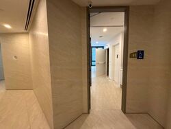 Tung Centre (D1), Office #453528631